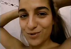 Papa bestrafte eine vollbusige Tochter mit einem dicken Hintern für intime Selfie-Fotos am Telefon geile dicke alte weiber