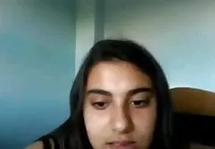 Verführerische Brünette neckt wunderschön und erotisch mit einem wunderschönen Körper vor der Kamera dicke weiber gratis
