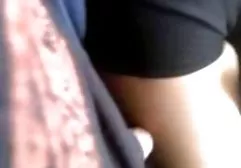 Brünette fette weiber in dessous mit kleinen Titten meistert Kehlenblasen in Pose 69