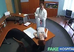 Cum Porn Agent wurde der erste versaute dicke weiber männliche Saft für die Vagina eines jungen Mädchens