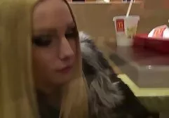 Pornostar betritt die Dusche mit einem Kunden dicke frauen biz
