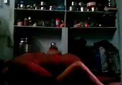 Der Nachbar gab den verlorenen Hund zurück und die Wirtin bedankte sich mit einer guten und saftigen fette rubensfrauen Auspeitschung