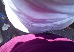 Die tschechische Mama nervt nach der Hausarbeit scharf mit einem sehr dicke frauen langen Dildo