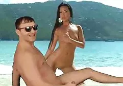 Reife dicke sexy frauen deutsche Frau in Latex masturbiert leidenschaftlich Mütze aus 1. Person