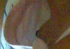 MILF neckt mit vergrößerten Brüsten, die sexuell in der Dusche baden mollige dicke frauen
