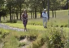 Zwei heiße Brünette öffnen ihre feuchte Muschi dicke fette weiber für den Phallus