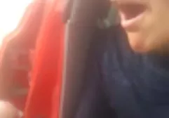 Meine vollbusige reife dicke nackte behaarte frauen Frau liebt es, mit ihrer Muschi zu spielen, wenn ich sie vor die Kamera nehme