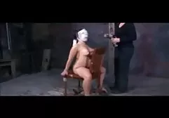 Selbstgemachte Arsch Masturbation mit extremen Anal Orgasmus mit Schreien und Stöhnen fetter frau