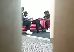 Reife Blondine fette frauen kennenlernen in Dessous fickt brutal einen schwarzen Mann auf der Couch