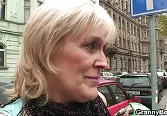 Die beschäftigte junge Hündin bekam wunderschöne geile alte dicke frauen Schläge und Arschficks