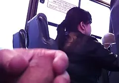 Der Ehemann hilft seiner reifen Frau, ihre Freundin in der Küche dicke fette weiber zu ficken