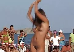Fick meine Schlampenfrau, während ich es mir ansehe sexy dicke frauen