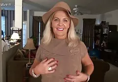Reifer lateinamerikanischer Pornostar alte geile dicke weiber tanzte einen Striptease und drehte einen Mann auf einen Fick